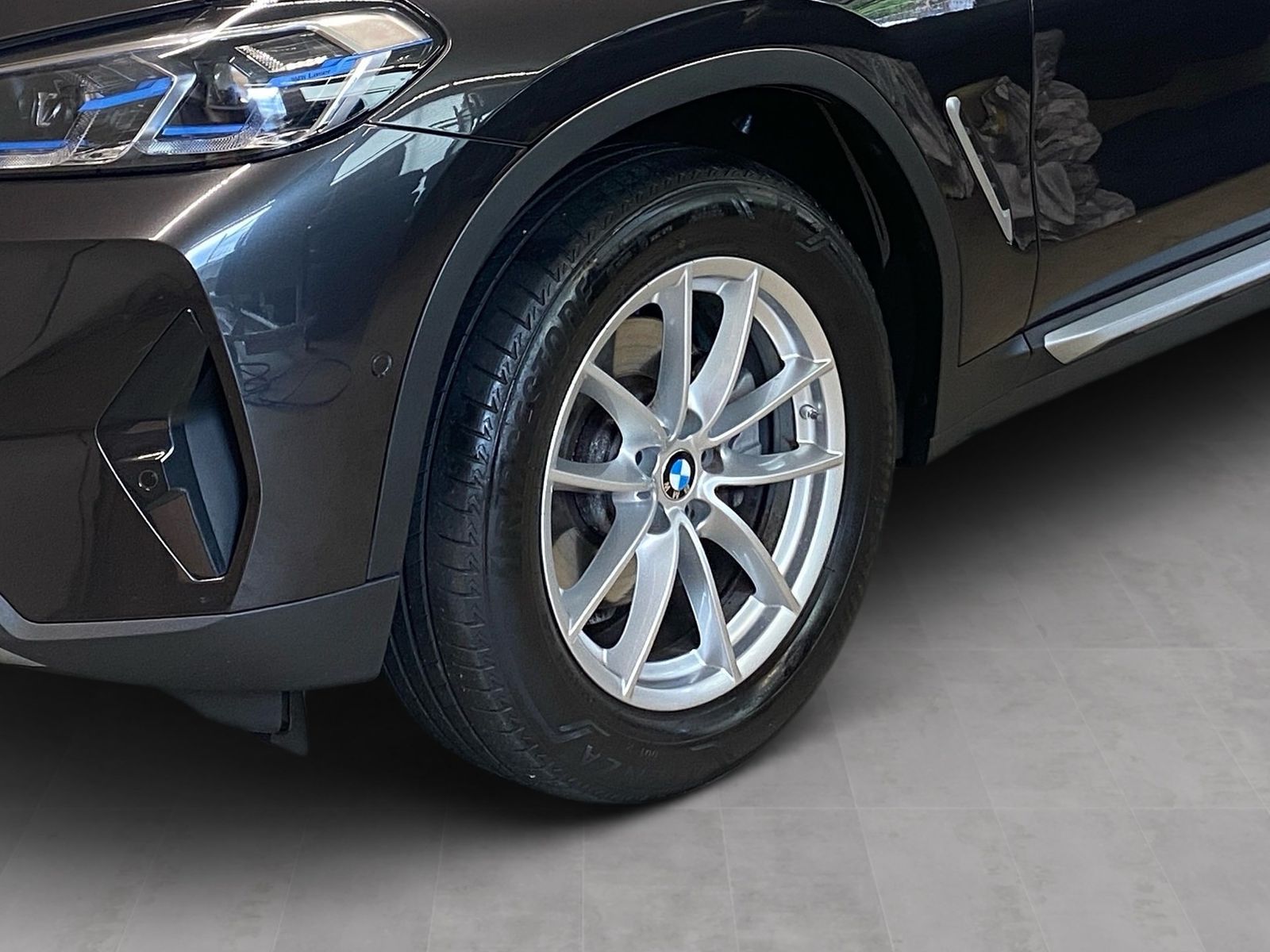 BMW X3 xDrive20i Navi AHK Head-Up Laser Kamera HiFi foto 6