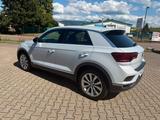 Volkswagen T-Roc Sport 1.5 DSG Fahschule Umbau Navi*LED*ACC - silberne Volkswagen T-Roc