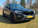 BMW X3 xDrive20i A ADVANTAGE - BMW X3 mit Benzin-Antrieb: mit Android Auto