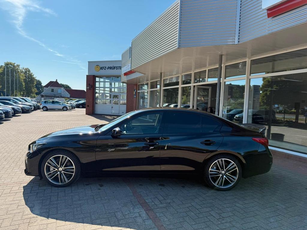 Infiniti Q50