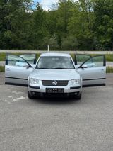 Volkswagen Passat 2.0 | Top Zustand - Volkswagen Passat aus 2001
