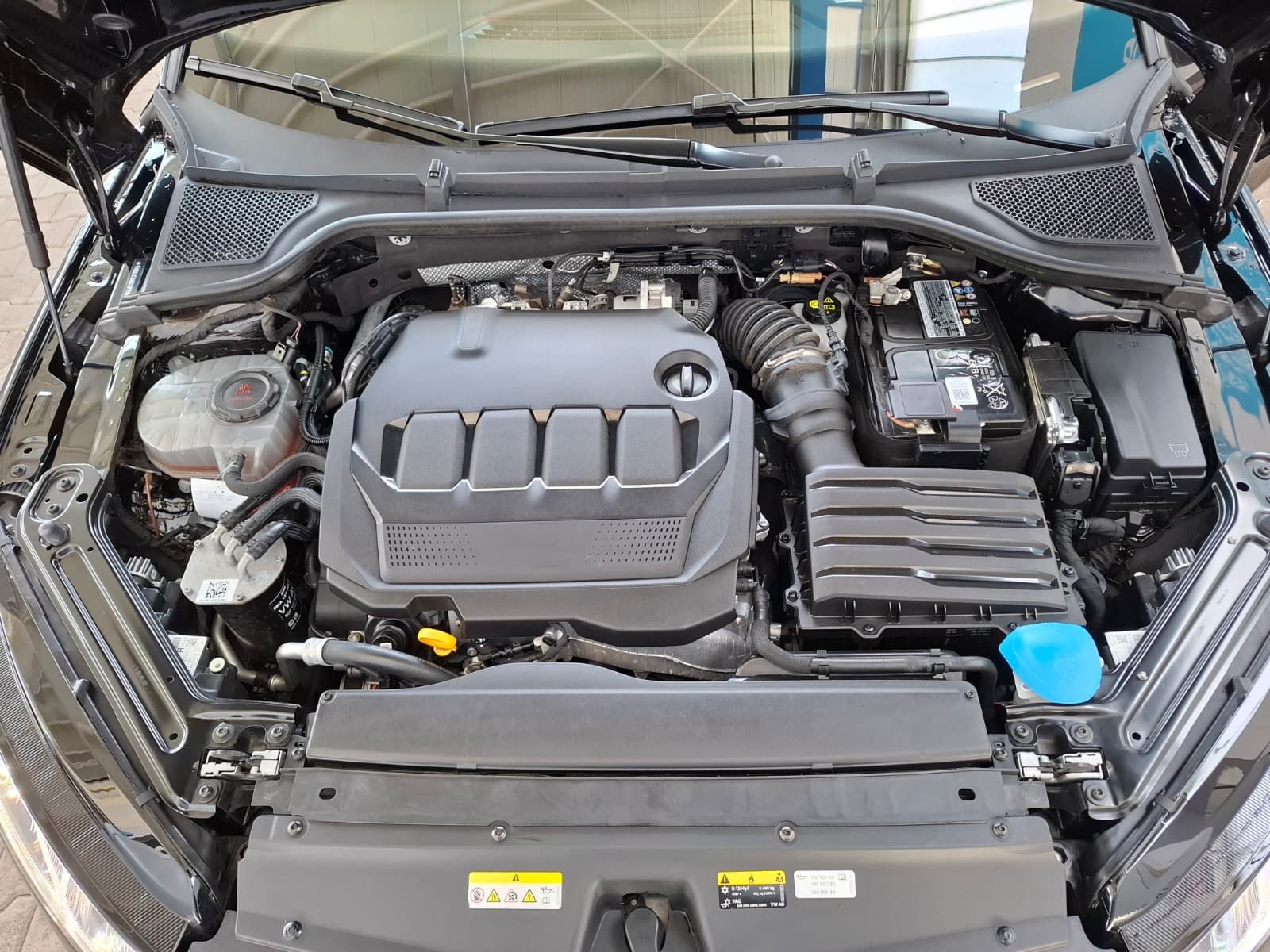 Fahrzeugabbildung SKODA Octavia Combi Scout 2,0 TDI DSG 4x4 +AHK +Kamera