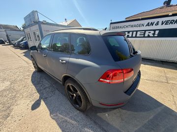Volkswagen Touareg - 3