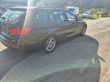 BMW 320 - 4