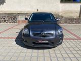 Toyota Avensis Executive 2.0-l-VVT-i - Toyota Avensis aus 2008