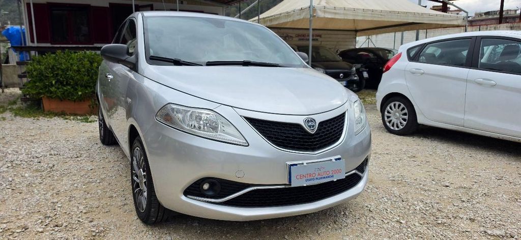 Image of Lancia Ypsilon