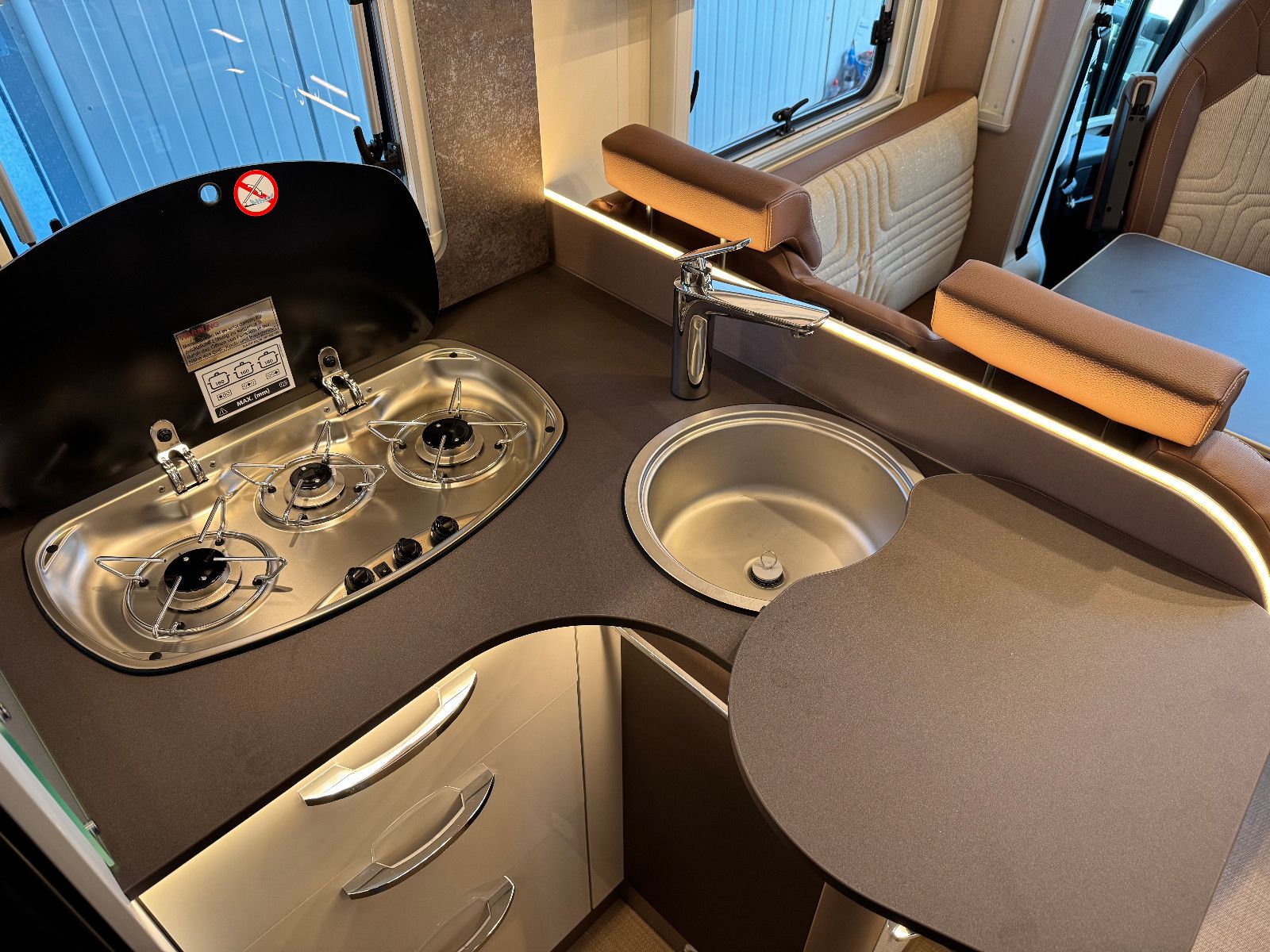 Fahrzeugabbildung Bürstner Lyseo TD 690 HL - 17.359€ SPAREN!