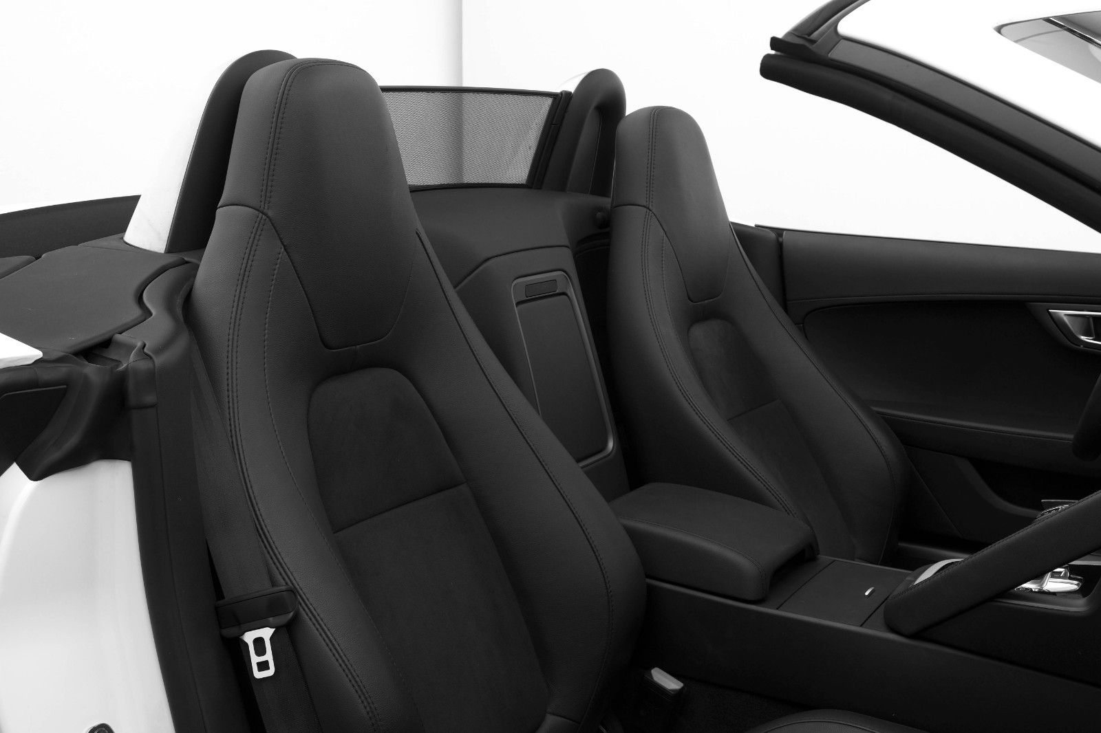 Fahrzeugabbildung Jaguar F-Type 3.0 L V6 Cabrio aus Erstbesitz 15 000 Km!