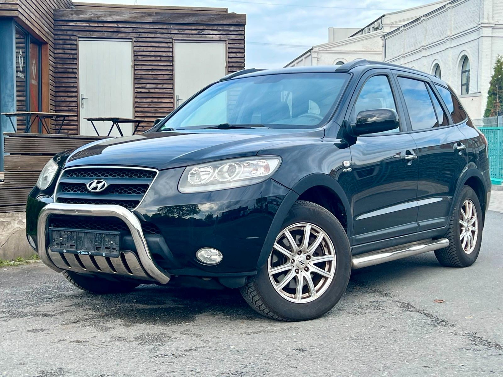 Hyundai SANTA FE