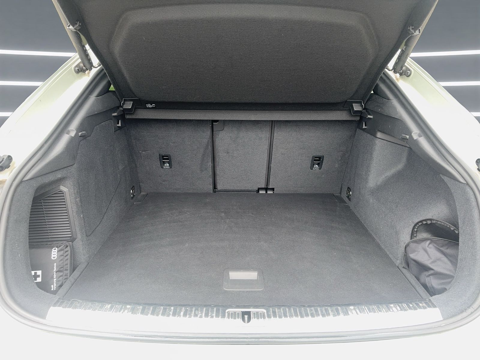 Audi Q3 Sportback 45 TFSI e S line MATRIX AHK KAMERA foto 16