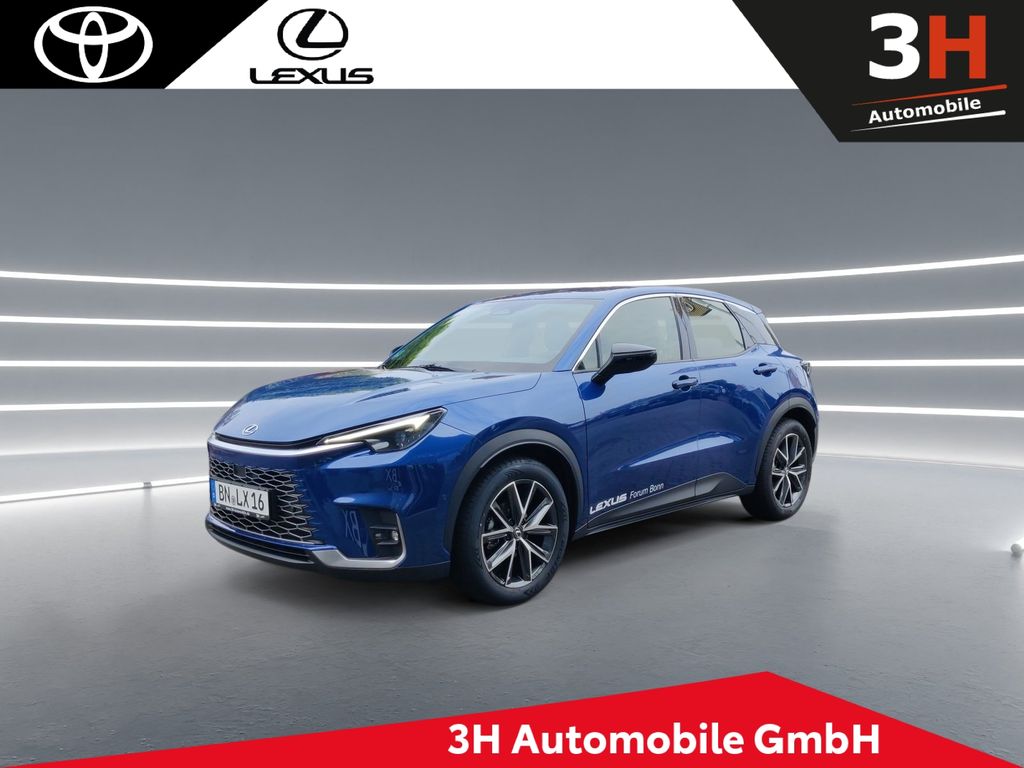 Lexus LBX