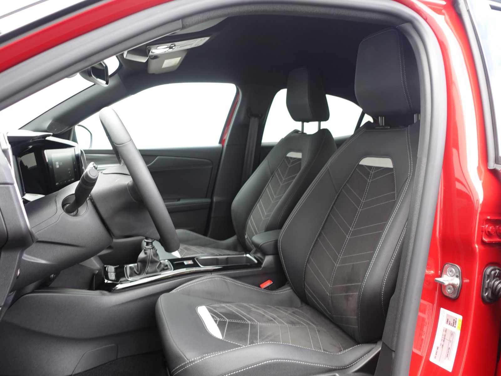 Fahrzeugabbildung Opel Mokka 1.2Turbo GS Allwetter,Sitzh.,Kamera,PDC