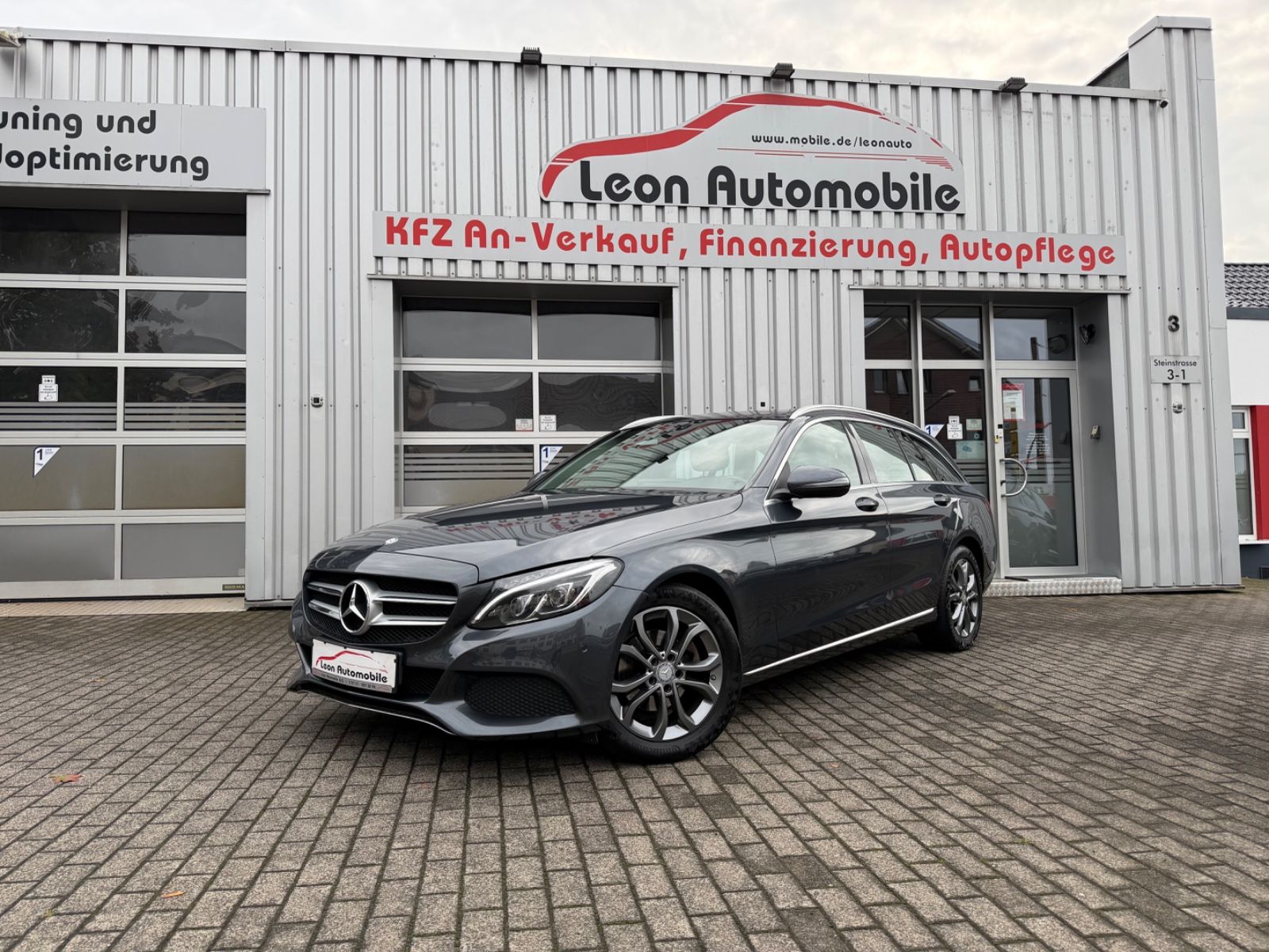 Mercedes-Benz C 180 T-Modell Aut. Avantgarde Pano.-Dach Kamera