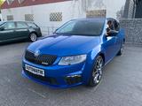 Skoda Octavia RS 2.0 TSI DSG Challenge *Leder*Kamera* - Skoda: Blau