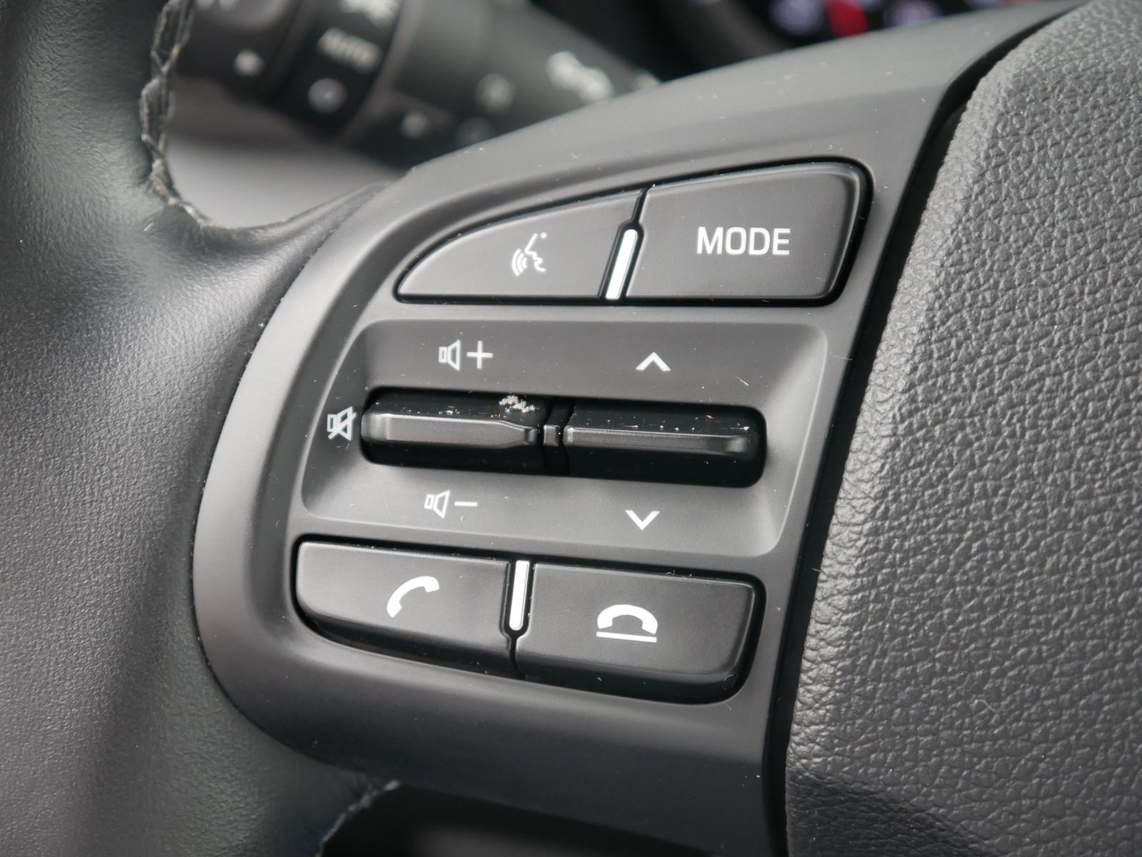 Hyundai i10 1.0 Trend Sitzheizung Tempomat Spurhalte PDC