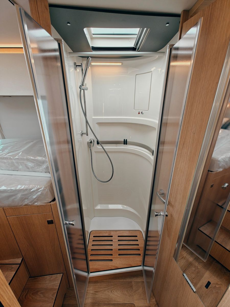 Fahrzeugabbildung HYMER / ERIBA / HYMERCAR B-KLASSE MC I 680 PREMIUM - NEU! MODELL 2025