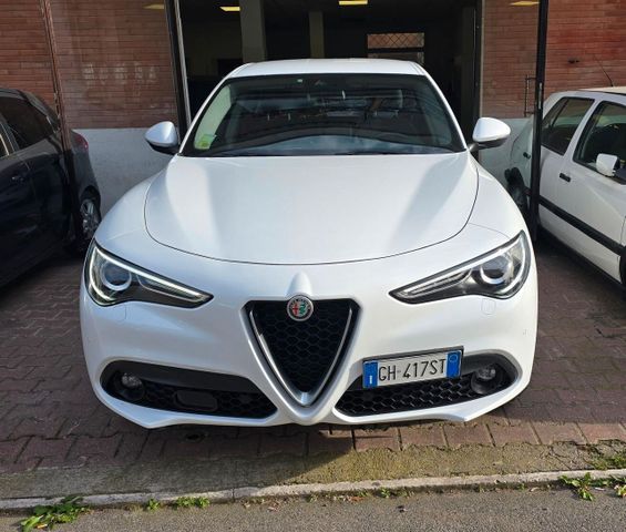 Alfa Romeo Stelvio 2.2 Turbodiesel 190 CV AT8 Q4