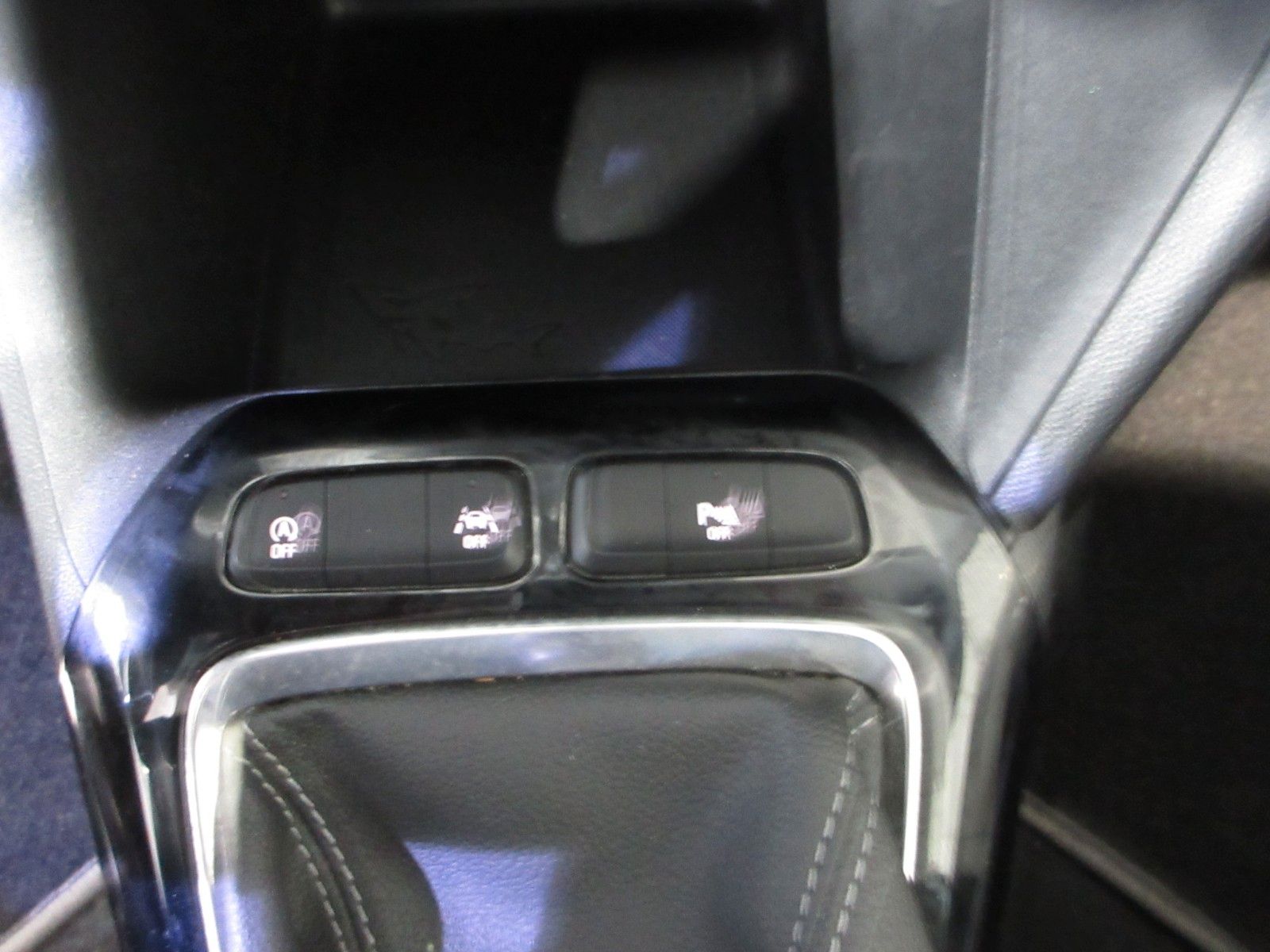 Fahrzeugabbildung Opel Corsa F Edition 1.2 LED/NAVI/PDC/ALU/TEMPOMAT