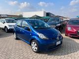 Toyota Aygo 1.0 12V VVT-i 5 porte - Toyota Aygo (X) mit Halbautomatikschaltung