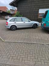 Mazda 323 Kombi - Mazda 323 mit Benzin-Antrieb: Kombi