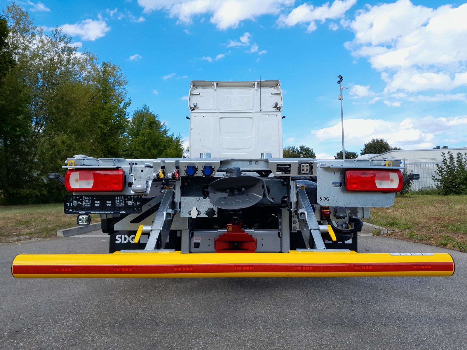 Fahrzeugabbildung DAF FAN XF 480 NGD Multiwechsler 1020-1320