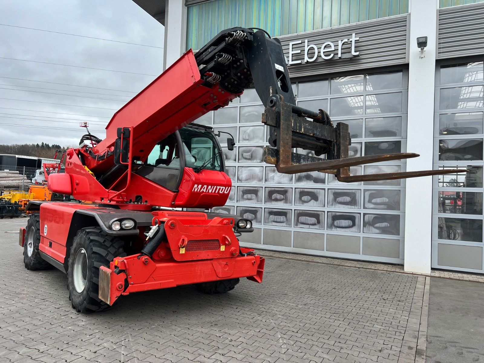 Fahrzeugabbildung Manitou MRT 2150 + / nur 2.463h! / Funk / Gabel