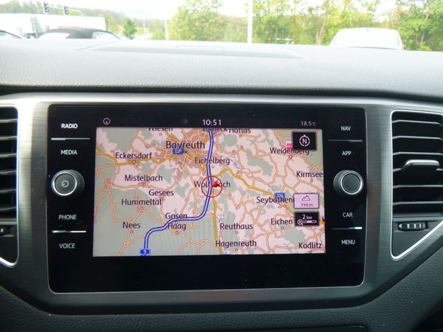 Fahrzeugabbildung Volkswagen Golf Sportsvan VII TSI >NAV/KAM/SHZ/PDC<