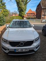 Volvo XC40 D3 AWD Momentum Geartronic Momentum - Volvo: Unfallwagen
