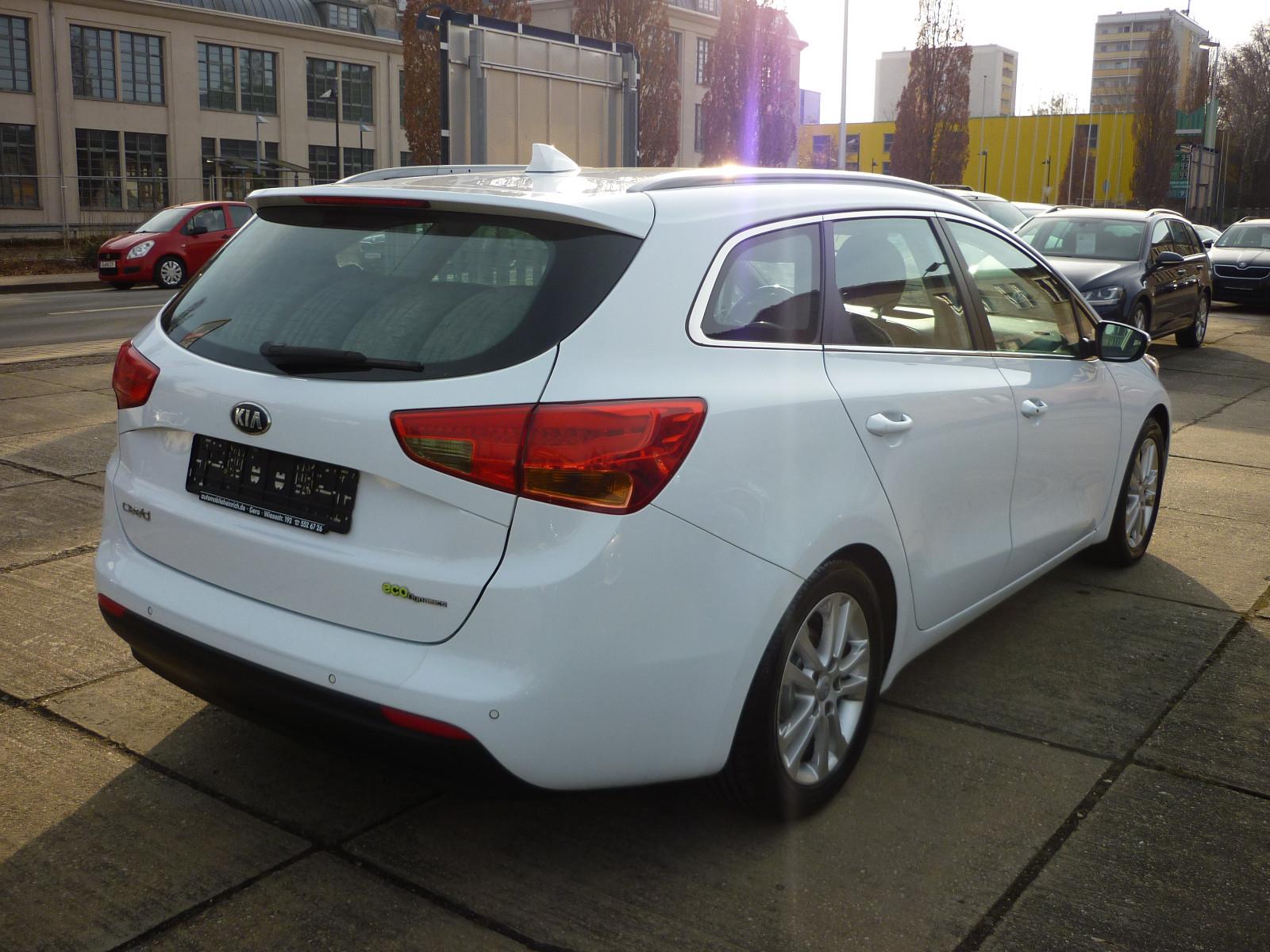 Kia cee'd Sportswagon 1.6 CRDi Dream-Team SW