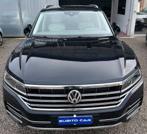 Volkswagen Touareg - 8