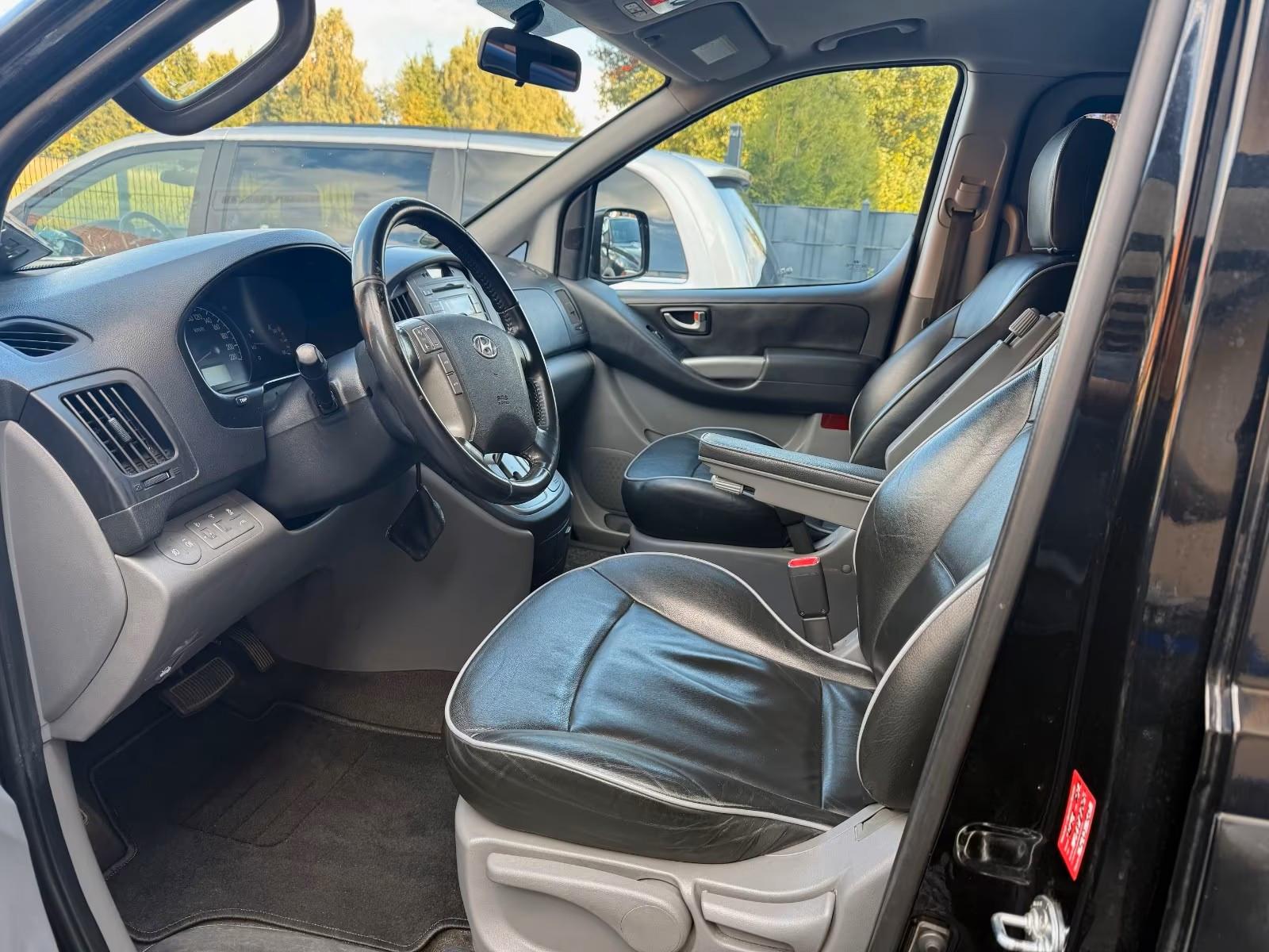 Hyundai H-1 Travel 2.5 CRDi+Leder+2.Hand+8 Sitze+PDC+