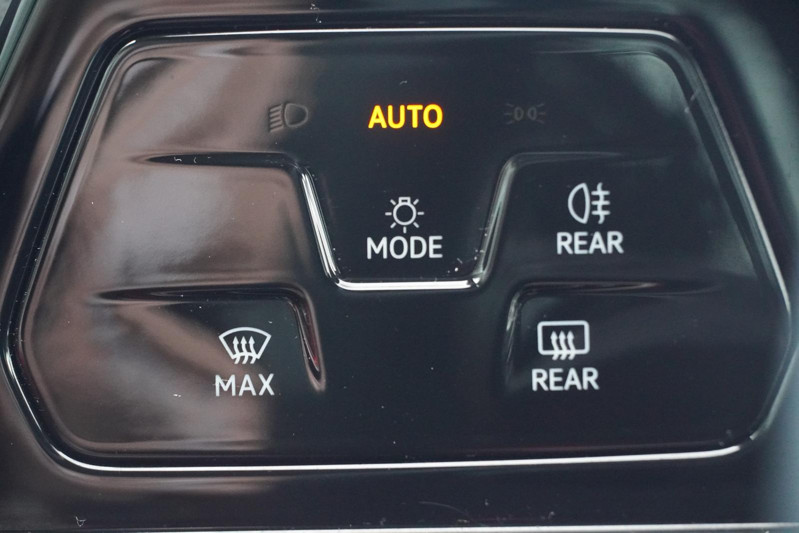 Volkswagen Golf VIII Variant 1.0 Life LED Klimaaut. DAB USB, миниатюра 29