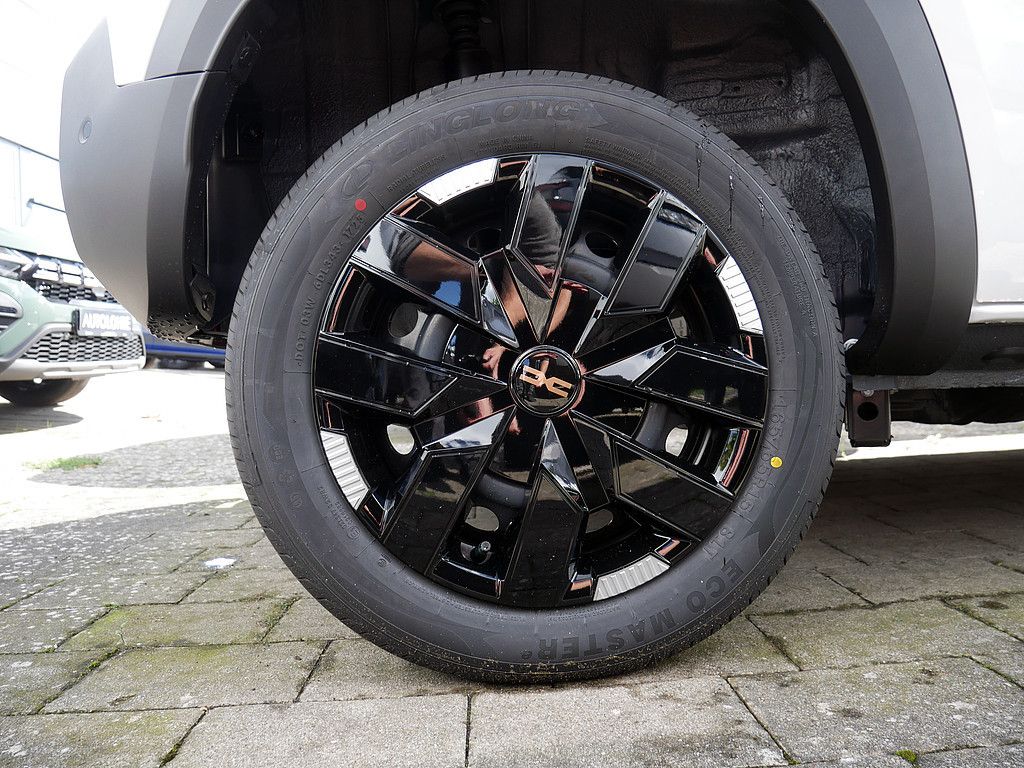 Fahrzeugabbildung Dacia Spring Extreme Electric 65 CCS-Schnellladung