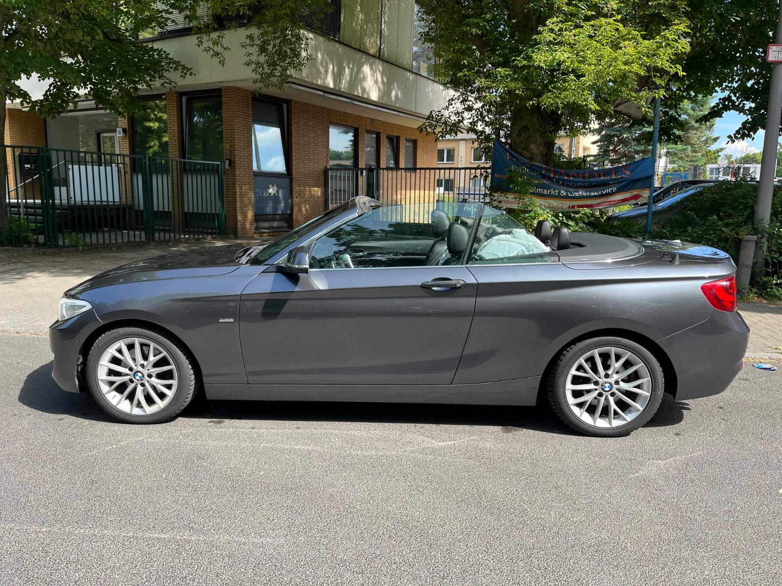 BMW 220d Cabrio Luxury Line