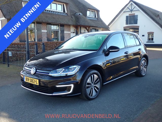 Volkswagen Golf e-Golf 35,8KWH 89%SOH KEYLESS/VIRTUAL/CAMER