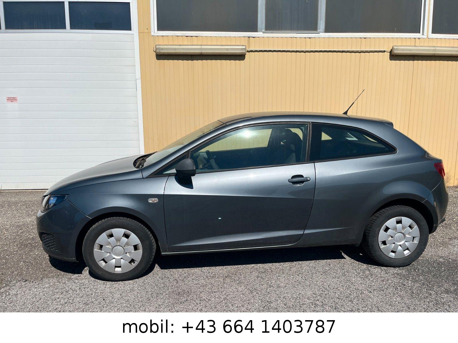 Seat Ibiza 2012 — rear view