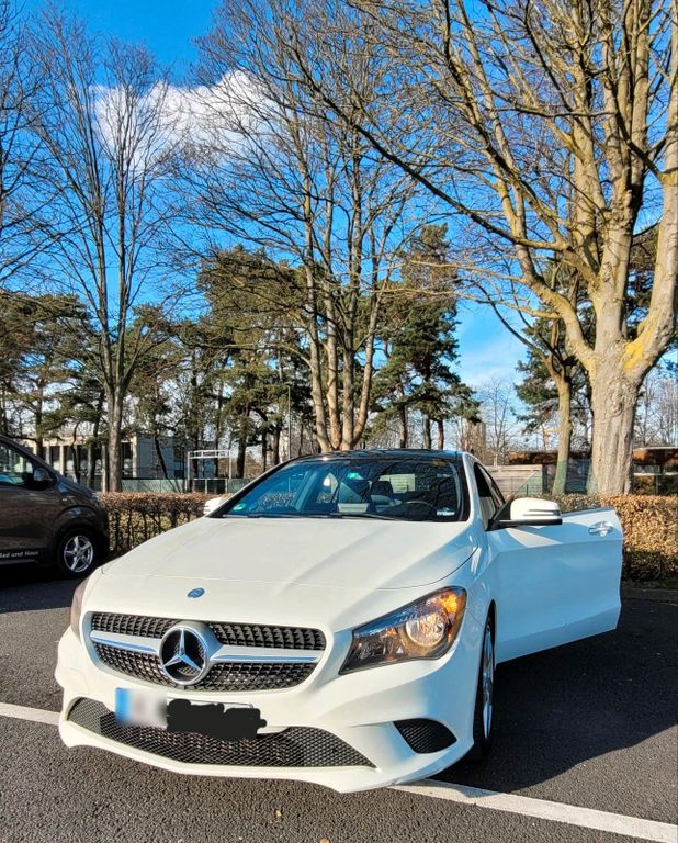Image of Mercedes-Benz CLA 250