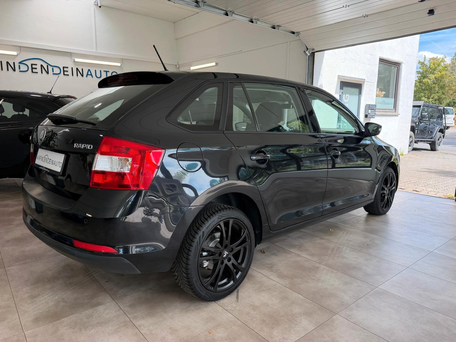 Skoda Rapid Spaceback Ambition*Autom.*Tempo*PDC