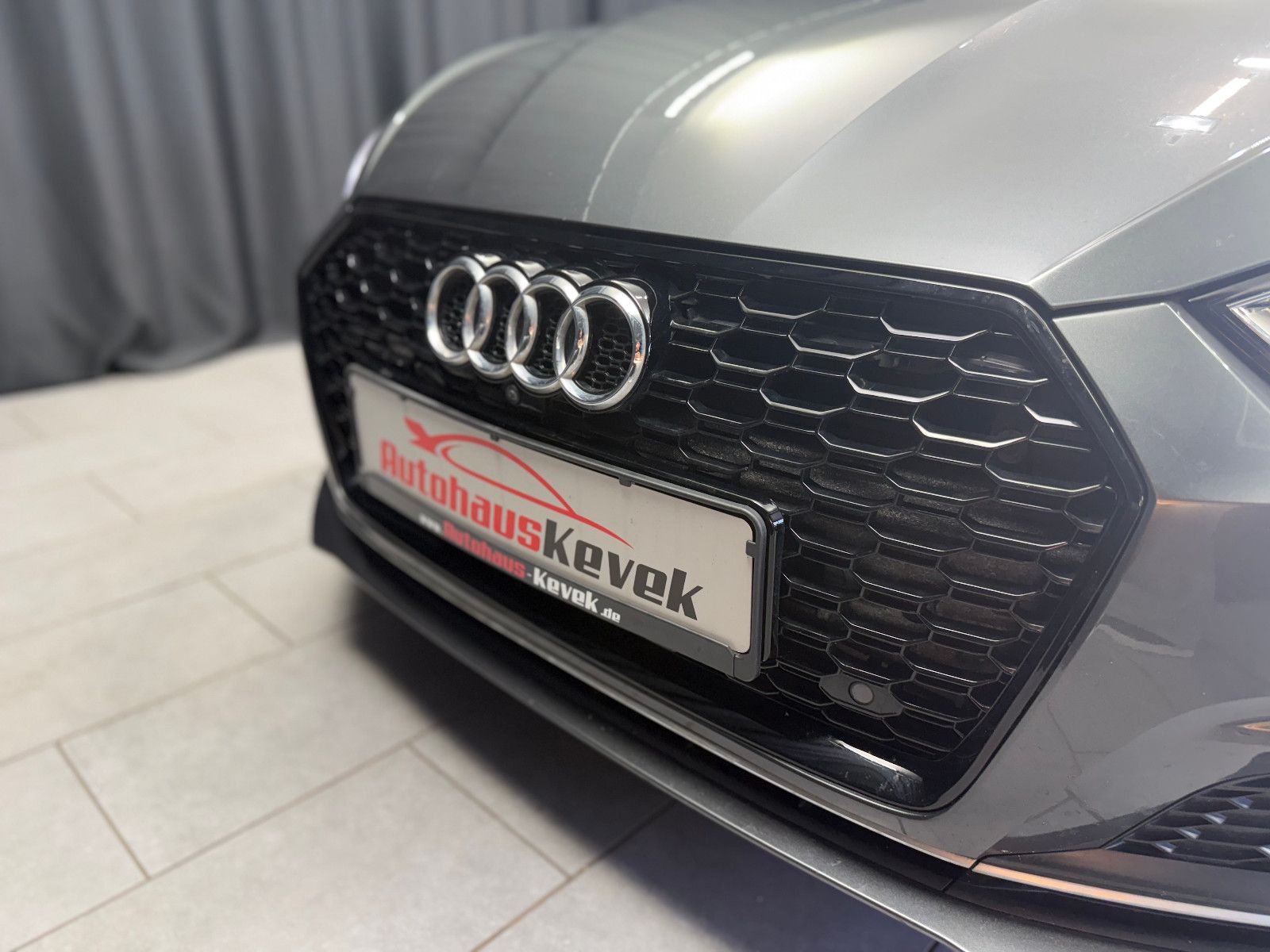 Fahrzeugabbildung Audi A5 Cabriolet S-LineB&O|MASSAGE|RS-SITZE|360°