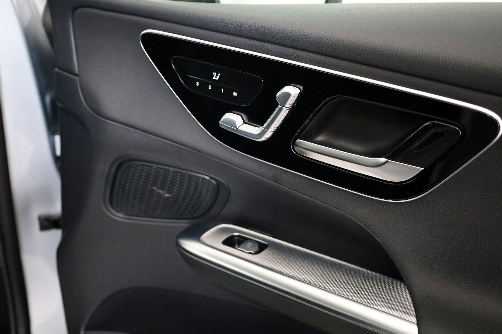 Fahrzeugabbildung Mercedes-Benz GLC 300 de 4M Avantgarde,Leder,Navi,360°,AHK,+WR