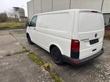 Volkswagen T6 Transporter - Volkswagen T6 Transporter in Halle