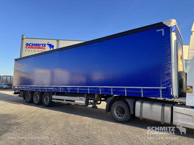 Schmitz Cargobull Curtainsider Standard