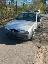 Ford Fiesta - gebrauchte Ford Fiesta aus dem Jahr 2000