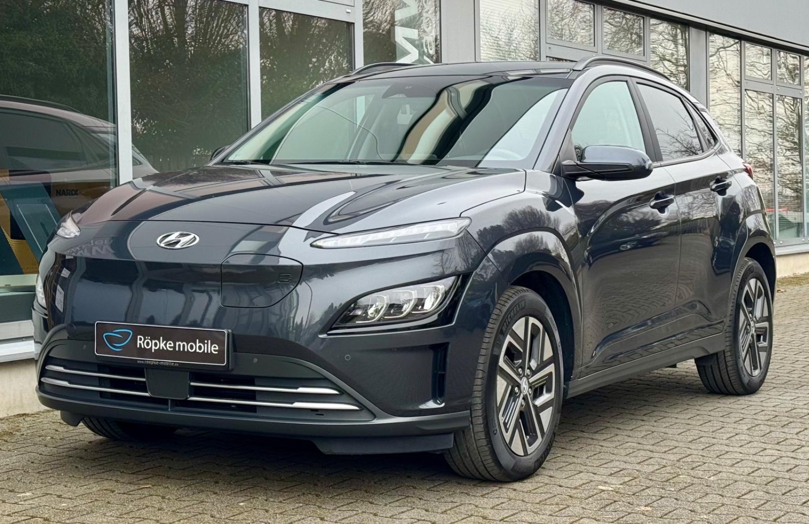 Hyundai Kona Trend Elektro ACC Navi LED VAT