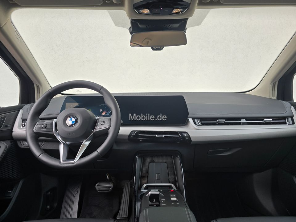 BMW 218 Active Tourer - Bild 11