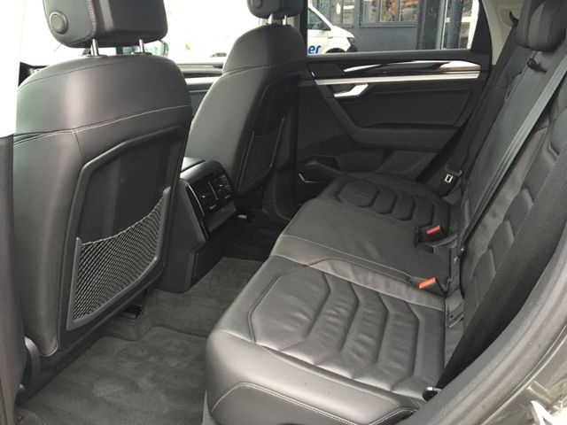 Touareg 3.0 TDI 4Motion *Leder*StHz*Luft-F.*AHK*