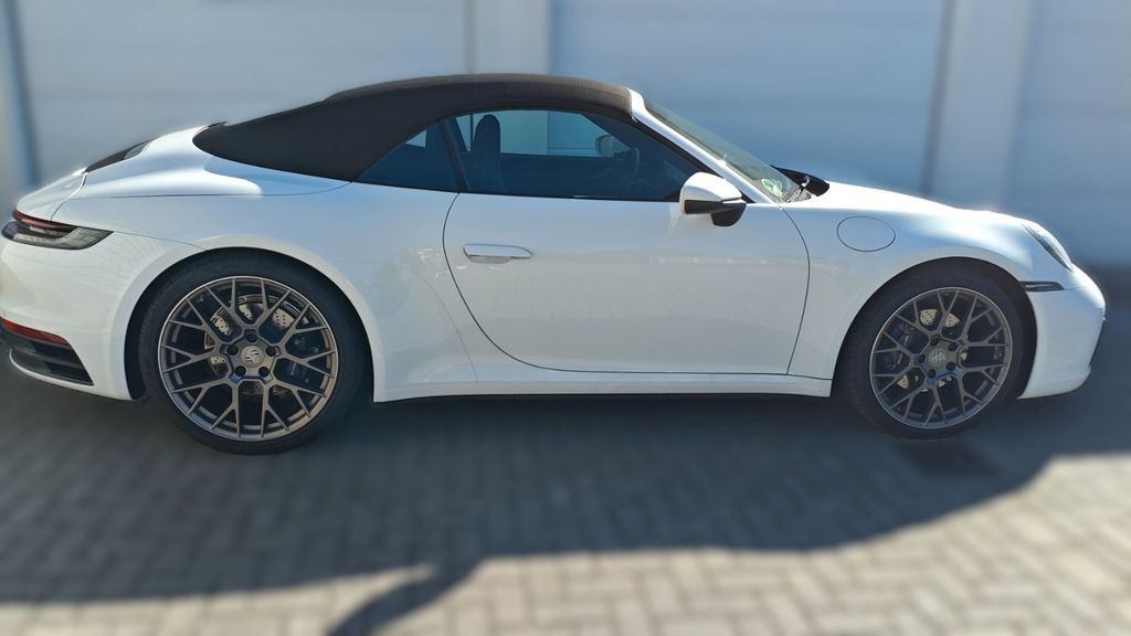 Image of Porsche 992