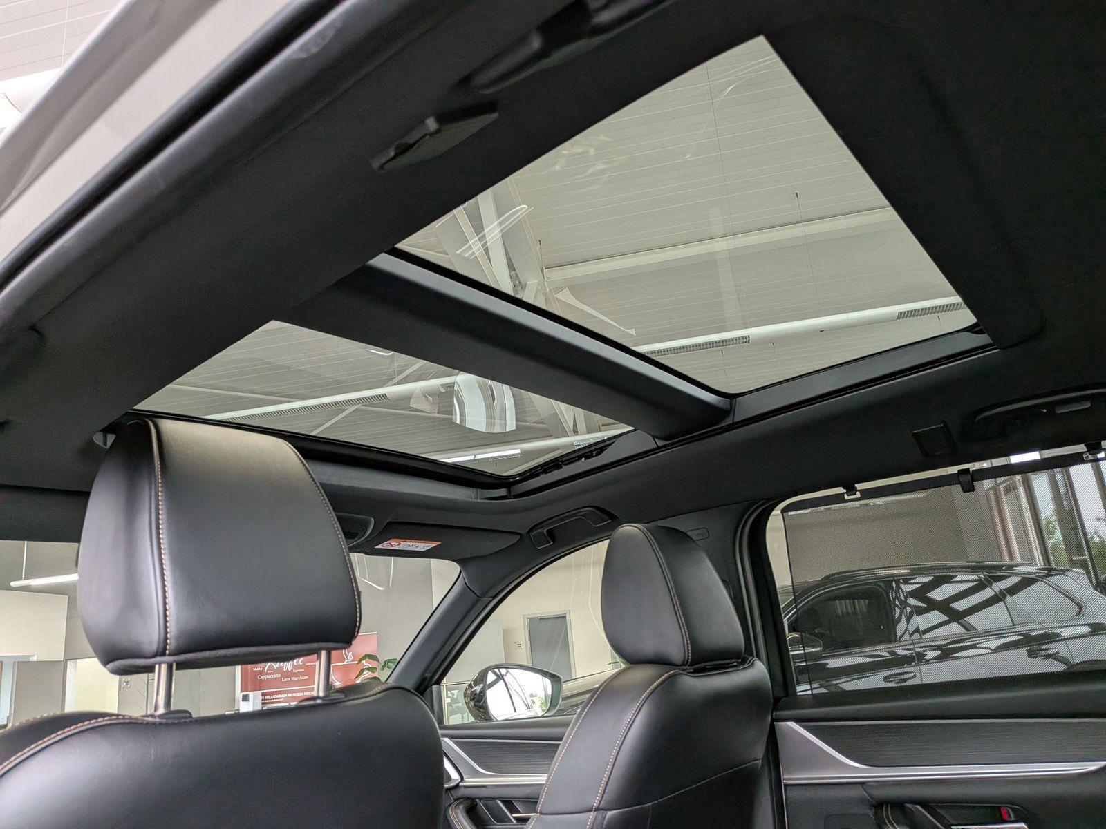 Vehicle image Mazda CX-80 3.3L E-SKYACTIV D 254 HOMURA+ 7-seat Pano