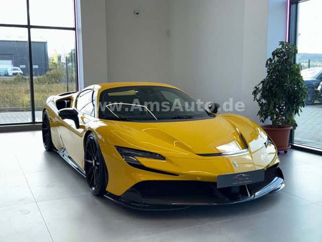 FERRARI SF90