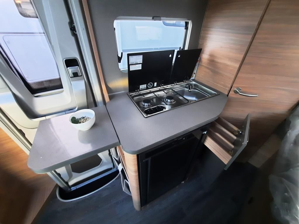 Fahrzeugabbildung Weinsberg CaraLoft 550 MF Verfüg./Sparen Sie 26.857,- €